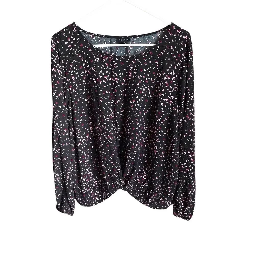 Torrid Plus Size 2 = 2XL black pink blouse shirt long sleeve